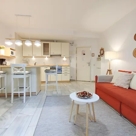 Dflat Escultor Madrid Apartments-3